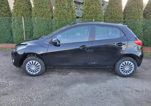 Mazda 2 cena 20900 przebieg: 122000, rok produkcji 2011 z Tarnów małe 277